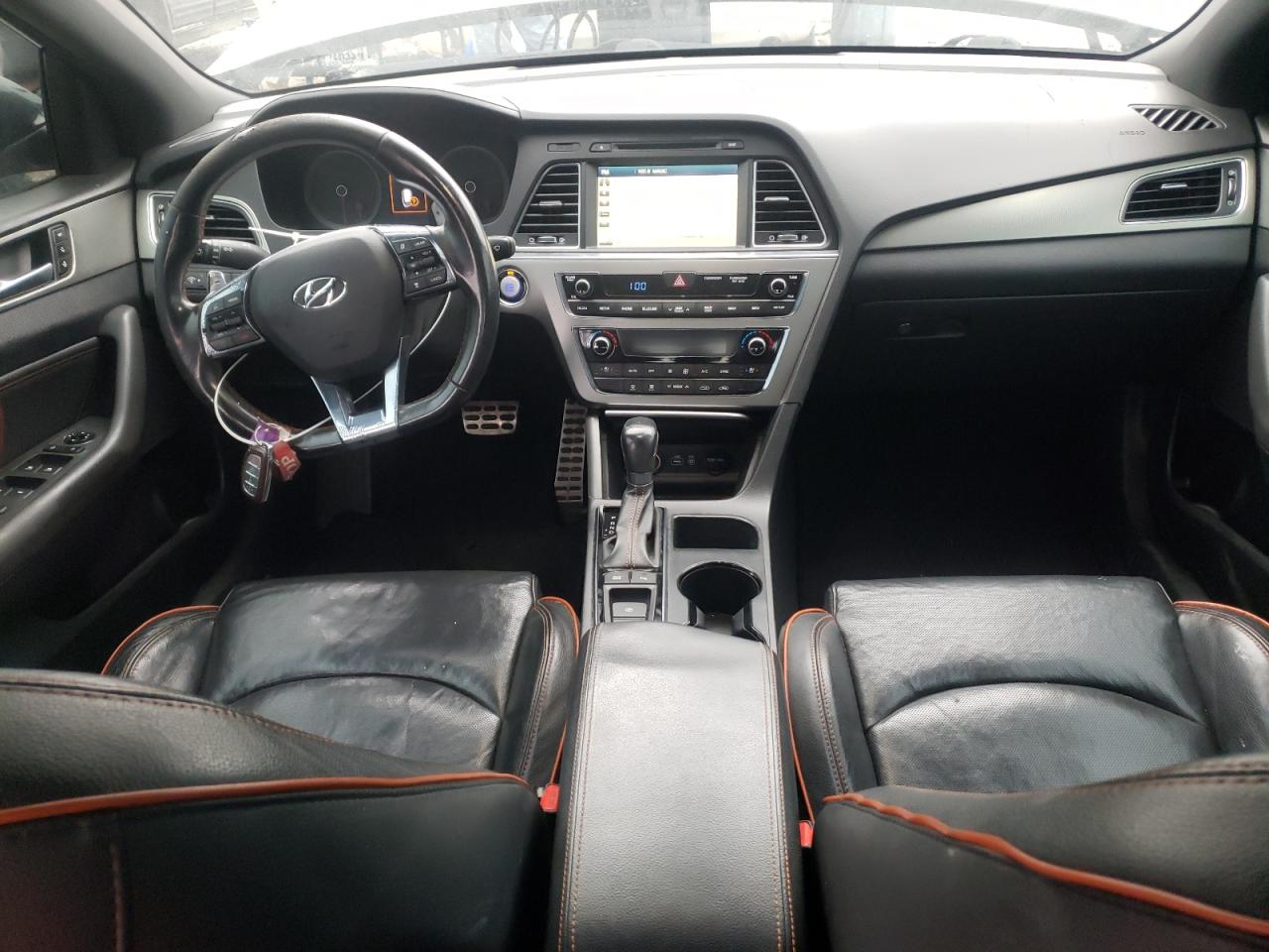 2015 Hyundai Sonata - Image 8