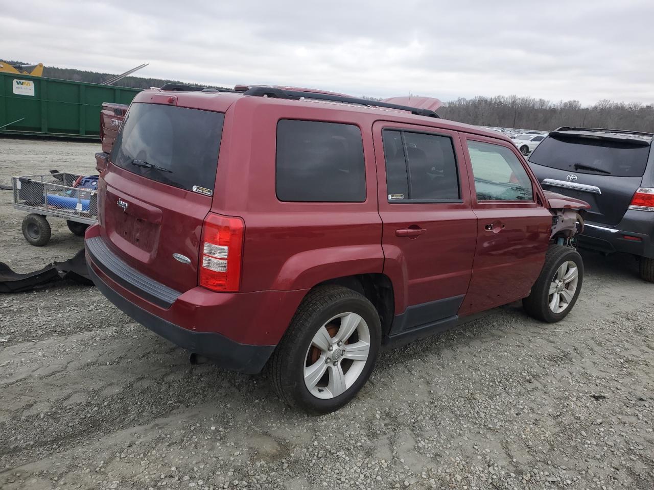 2014 Jeep Liberty (Patriot) - Image 3