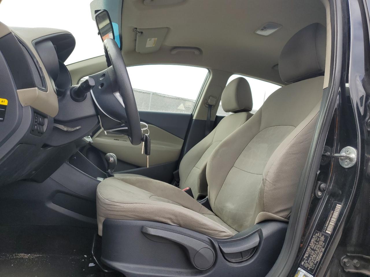 2015 Kia Rio - Image 7