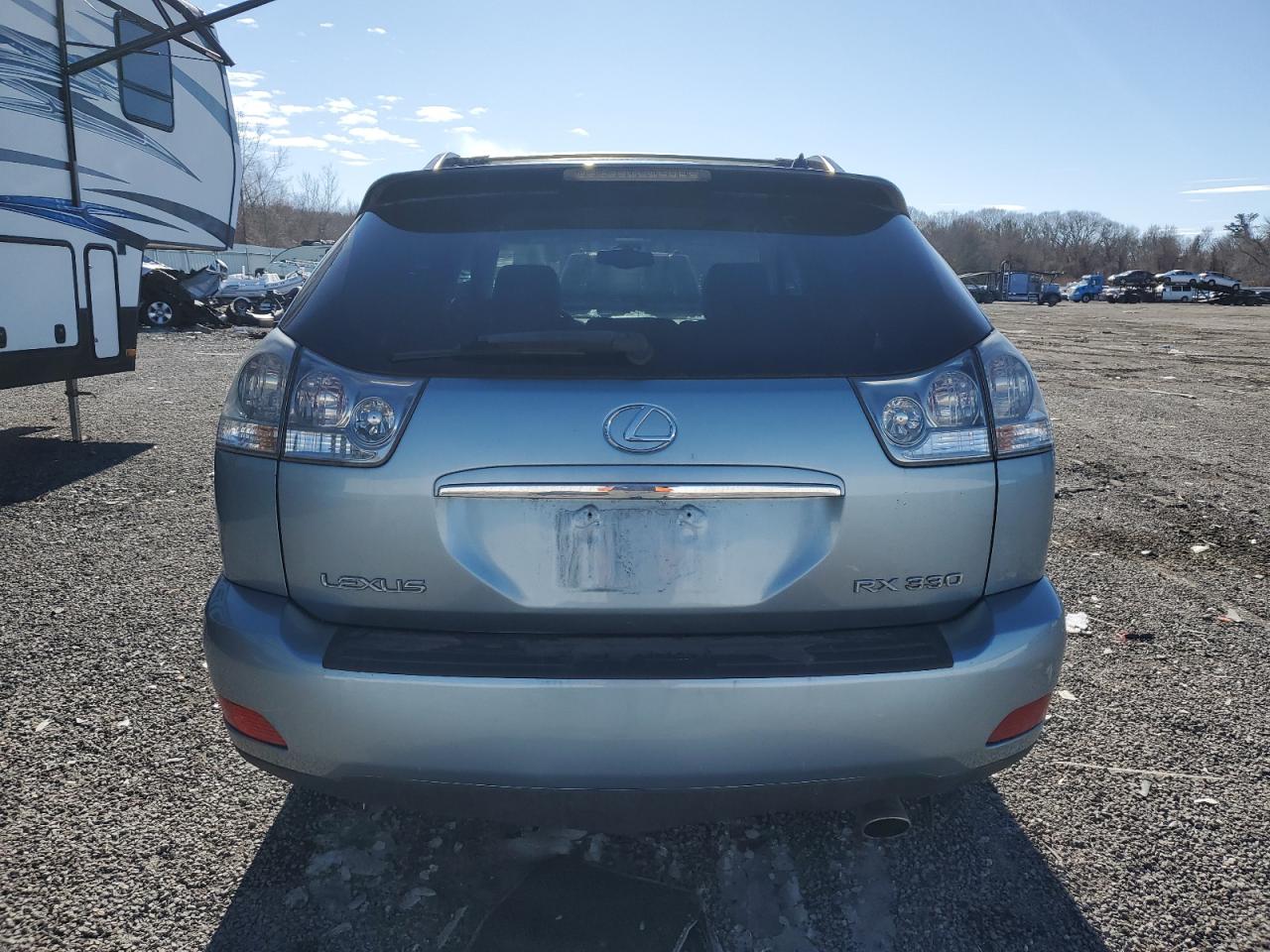 2005 Lexus RX - Image 6