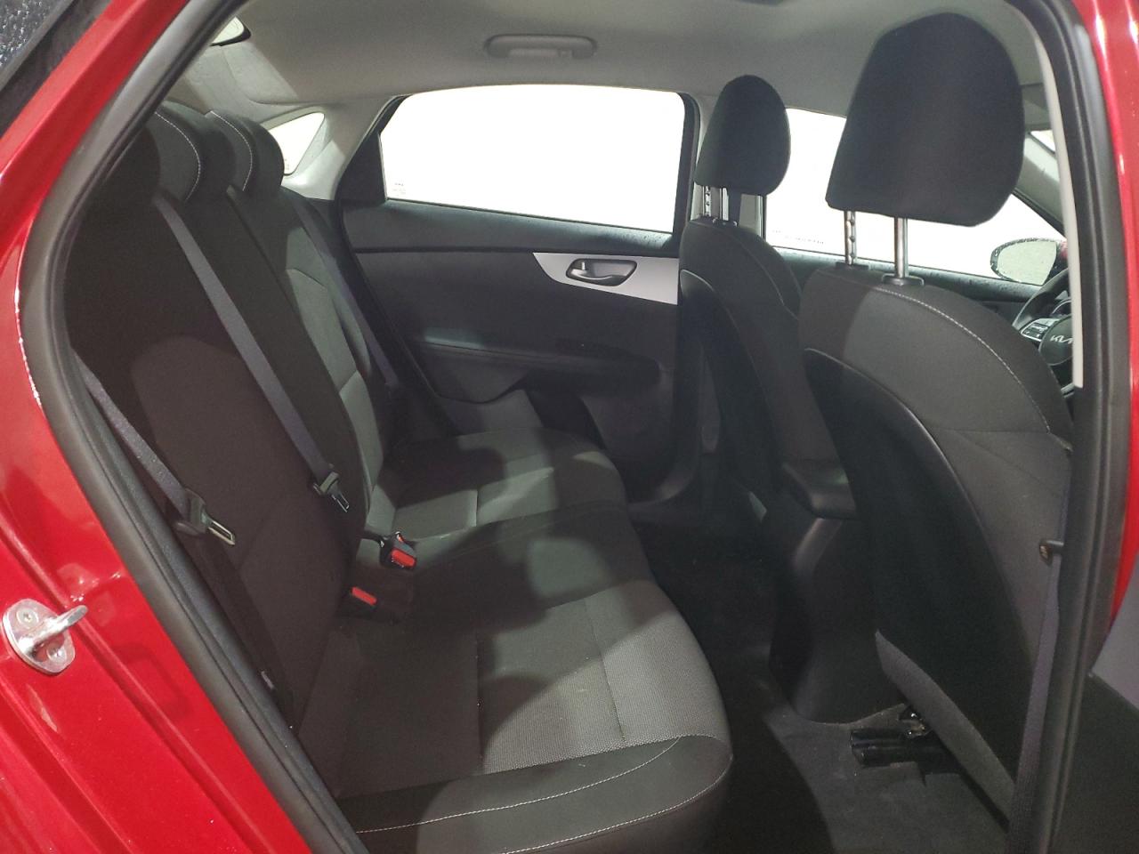 2023 Kia Forte - Image 10
