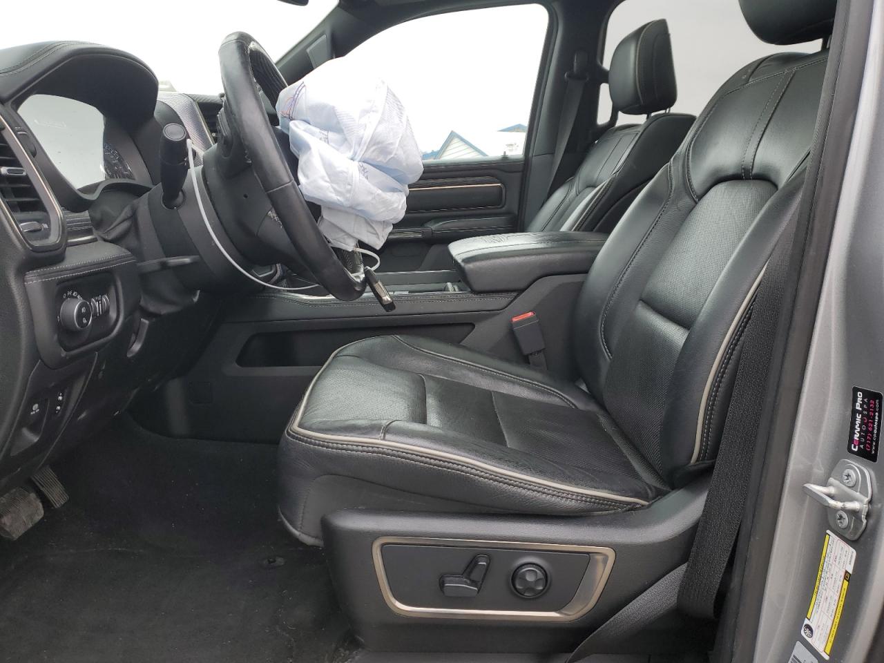 2019 RAM 1500 - Image 7