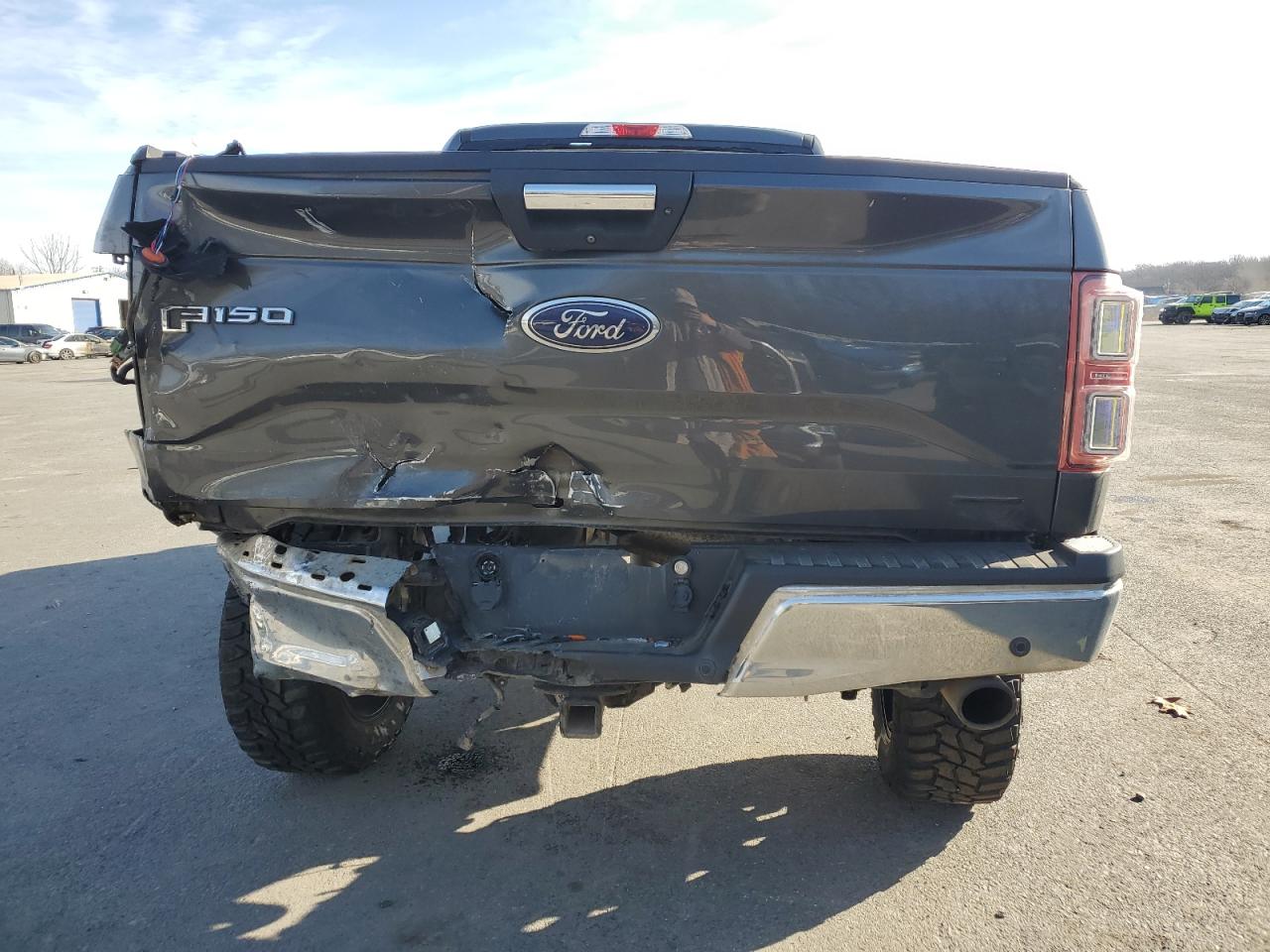 2016 Ford F-150 - Image 6