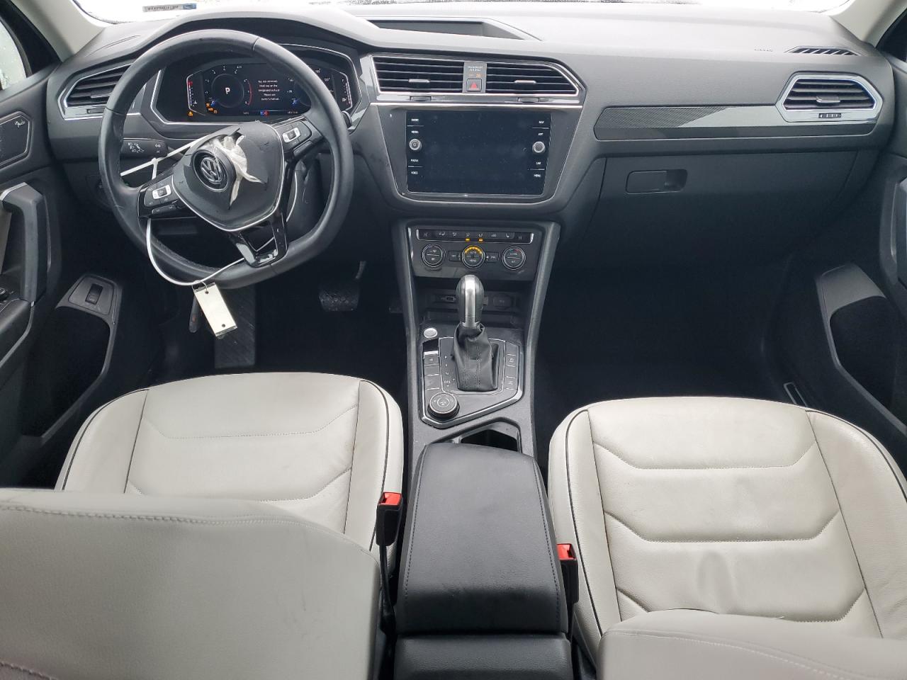 2019 Volkswagen Tiguan - Image 8