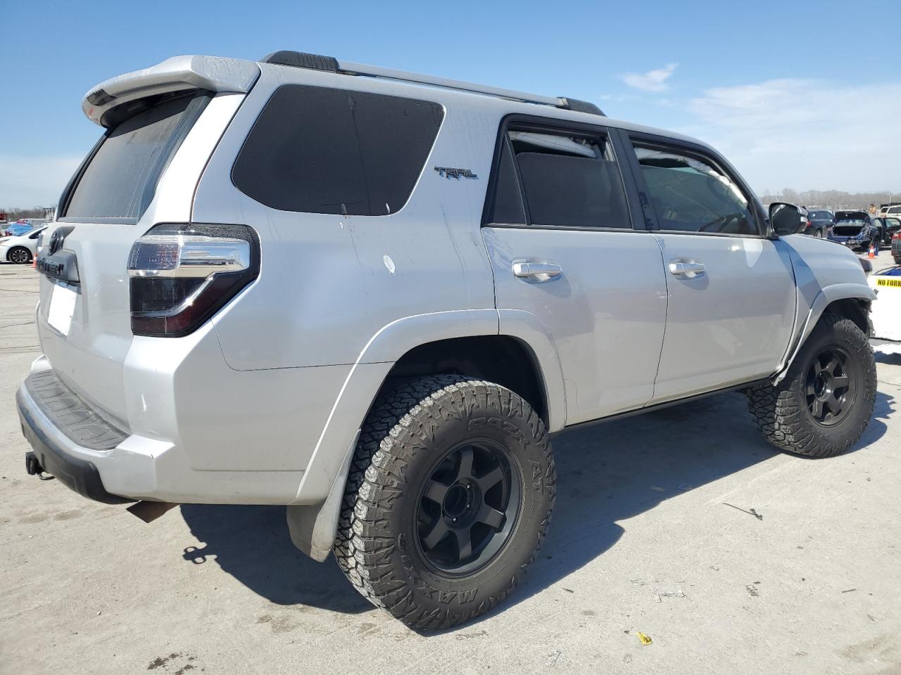 2016 Toyota 4Runner - Image 3