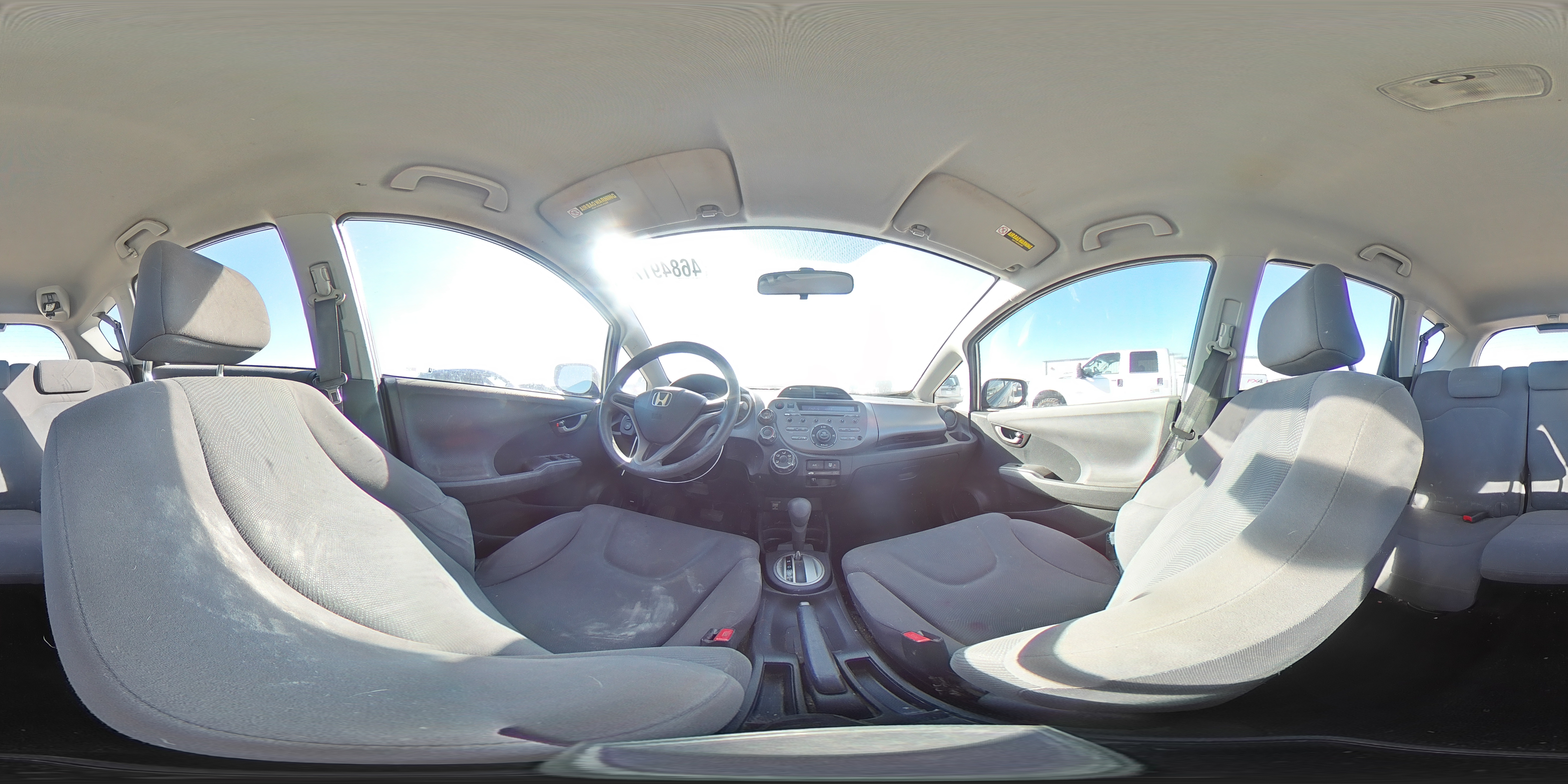 2010 Honda Fit - Image 13