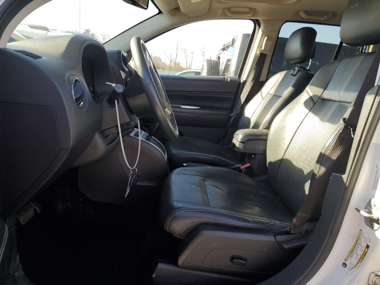 2014 Jeep Compass - Image 7