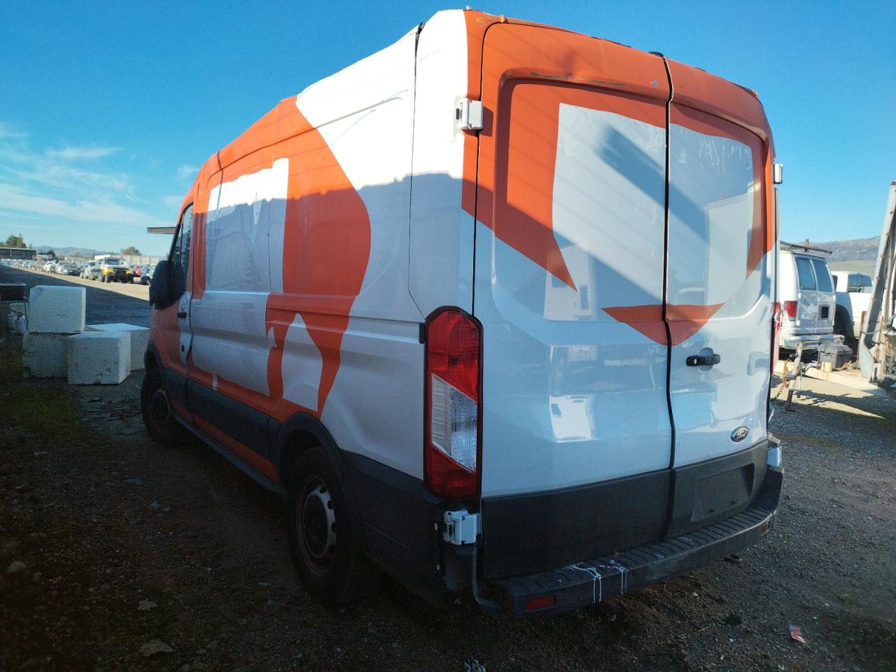 2019 Ford Transit T-150 two_colors null gas 1FTYE1CM5KKA85496 photo #3