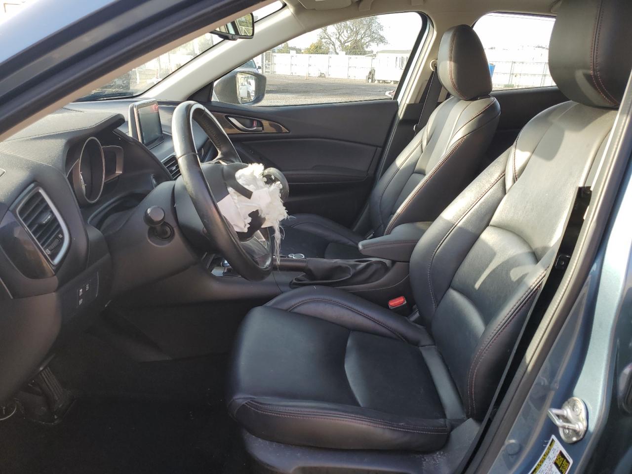 2016 Mazda 3 - Image 7