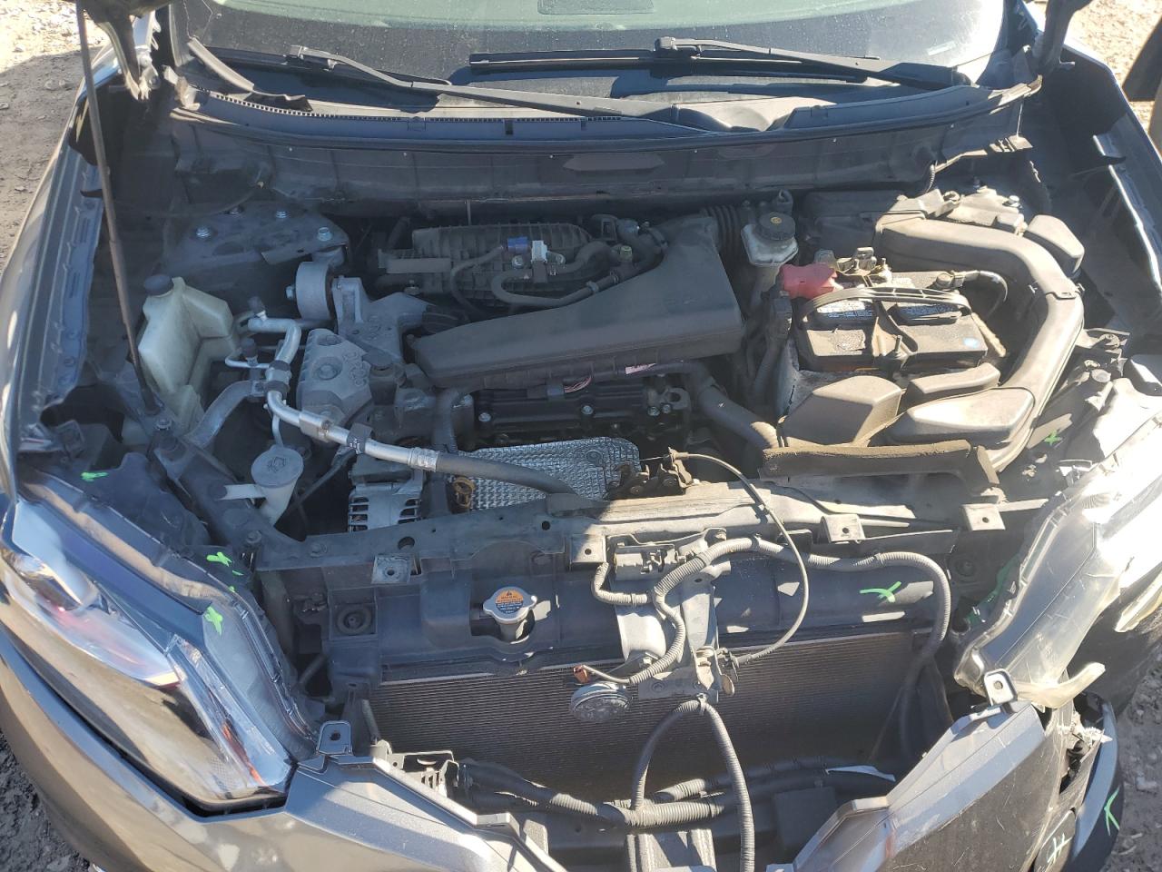 2016 Nissan Rogue - Image 12