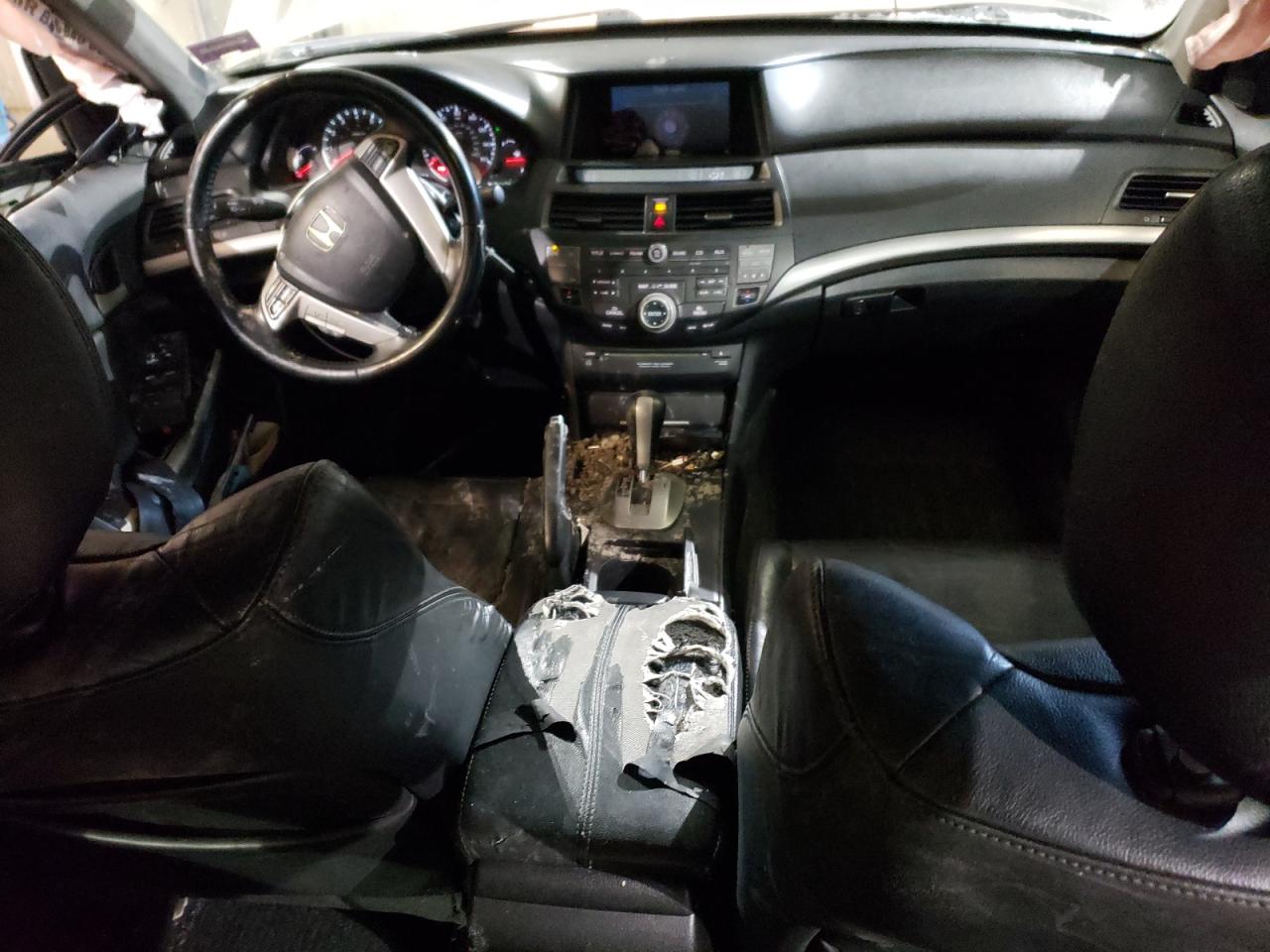 2009 Honda Accord - Image 8