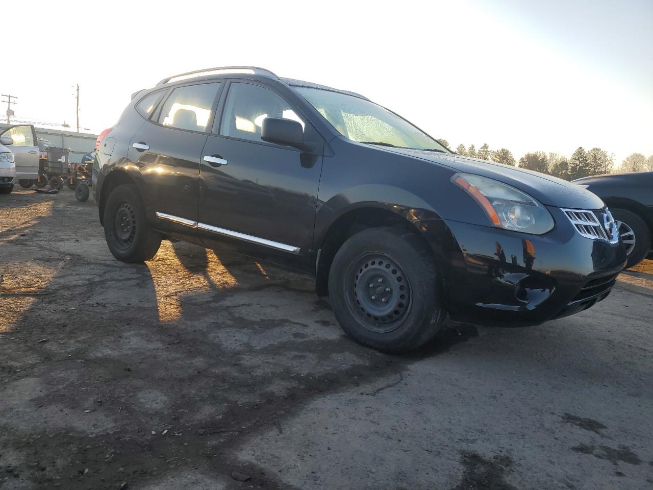 2014 Nissan Rogue - Image 4