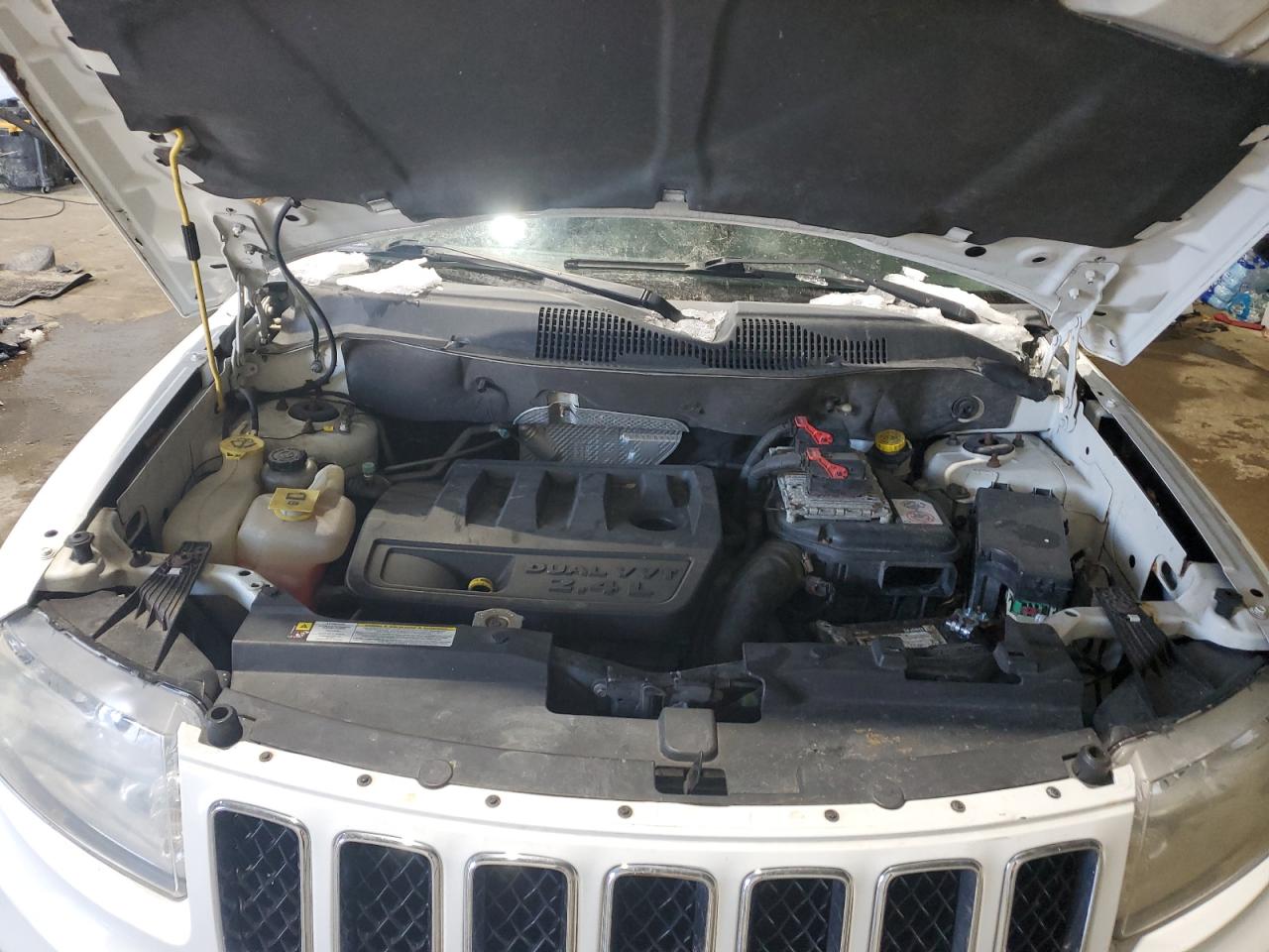 2011 Jeep Compass - Image 12