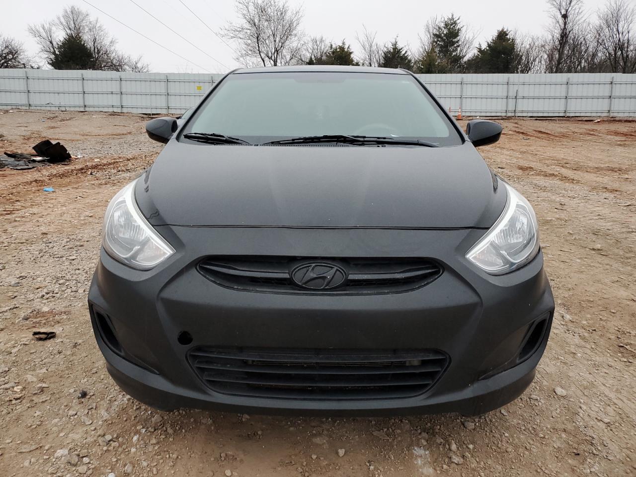 2017 Hyundai Accent - Image 5