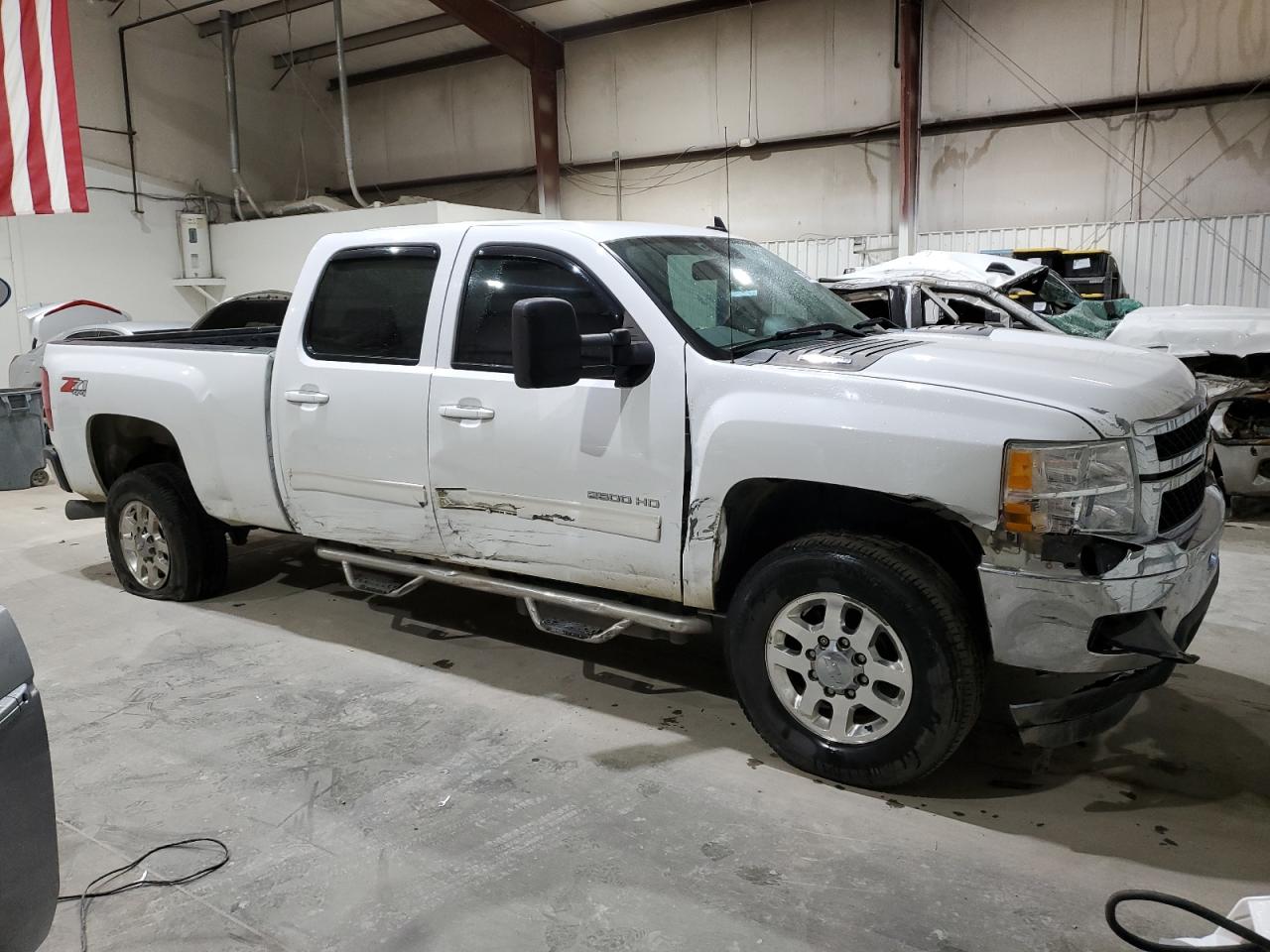 2014 Chevrolet Silverado - Image 4