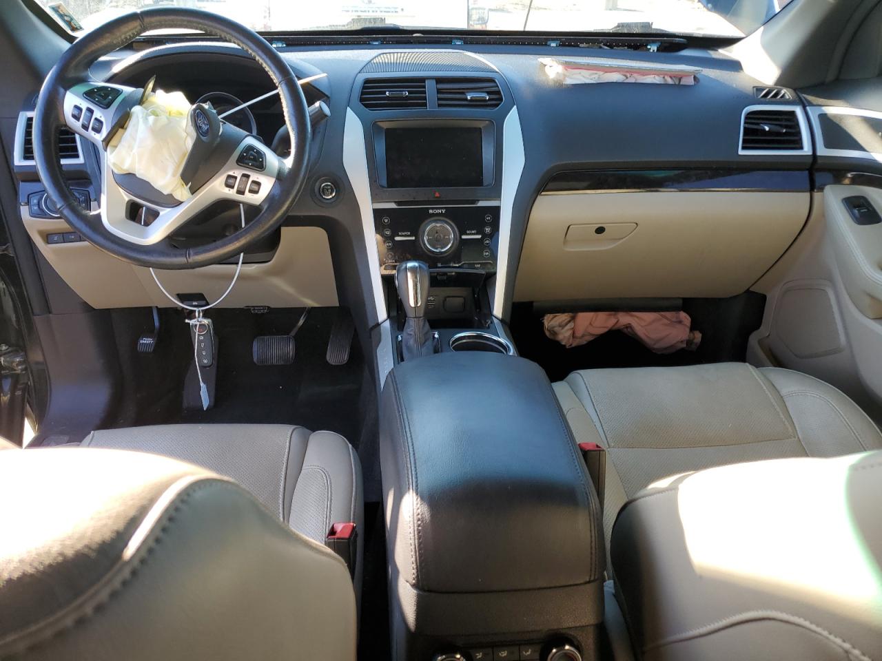 2015 Ford Explorer - Image 8