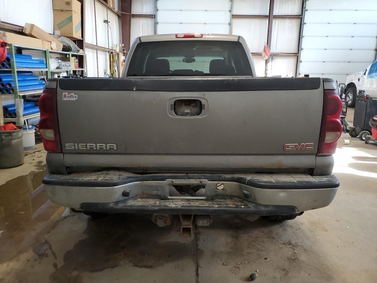2006 GMC Sierra - Image 6