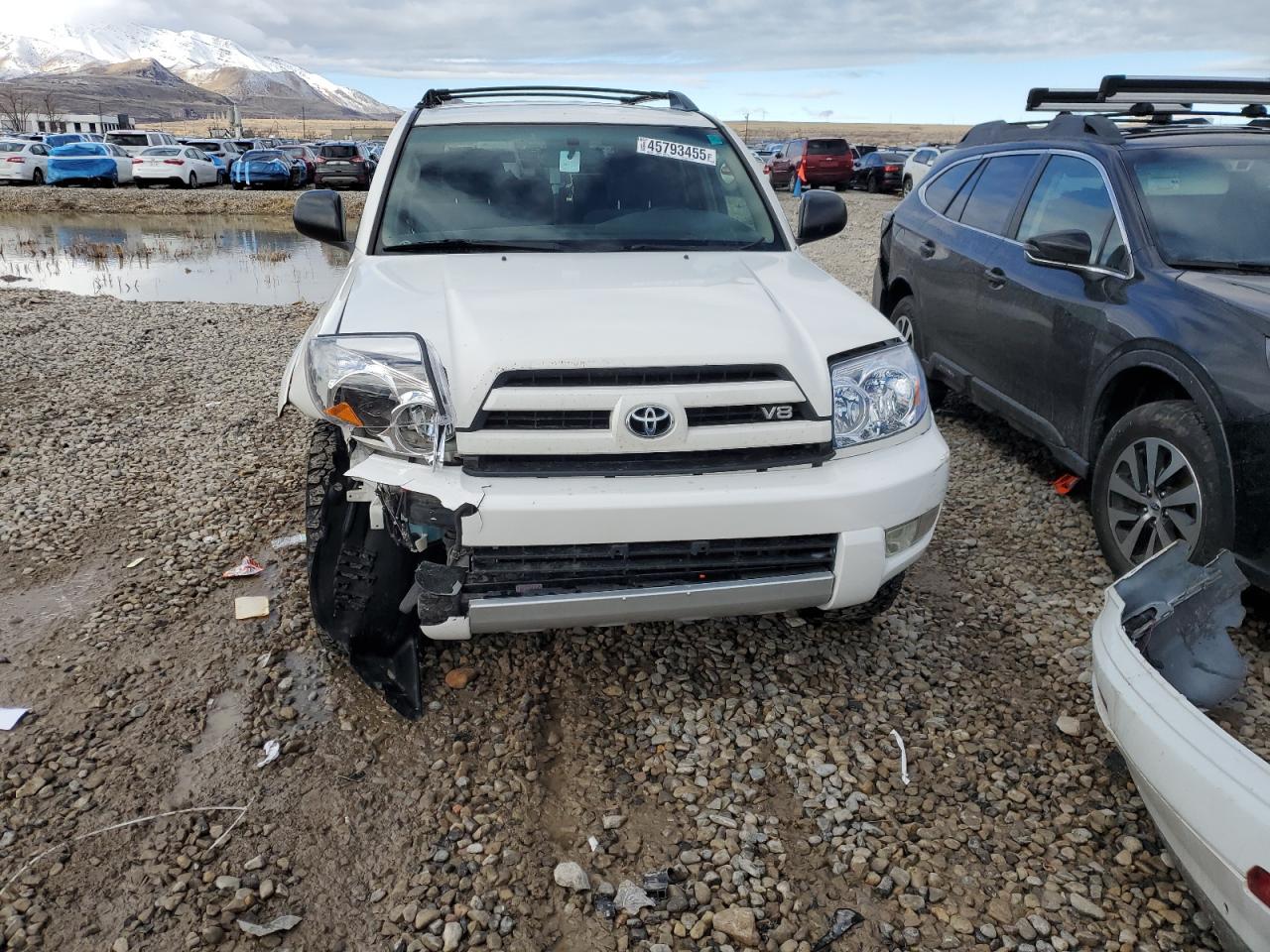 2004 Toyota 4Runner - Image 5
