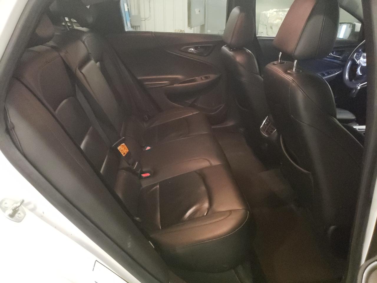 2018 Chevrolet Malibu - Image 10
