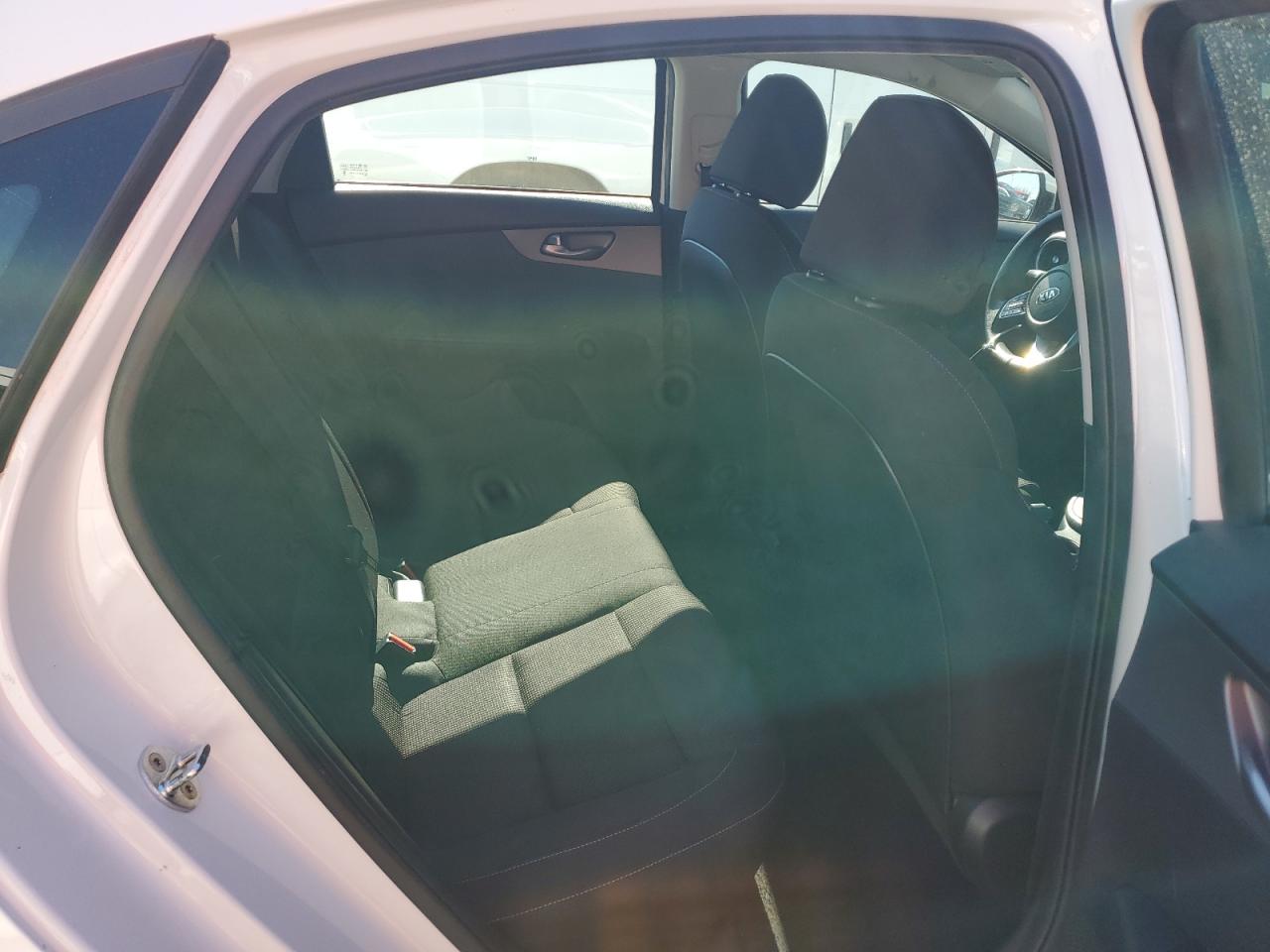 2021 Kia Forte - Image 10