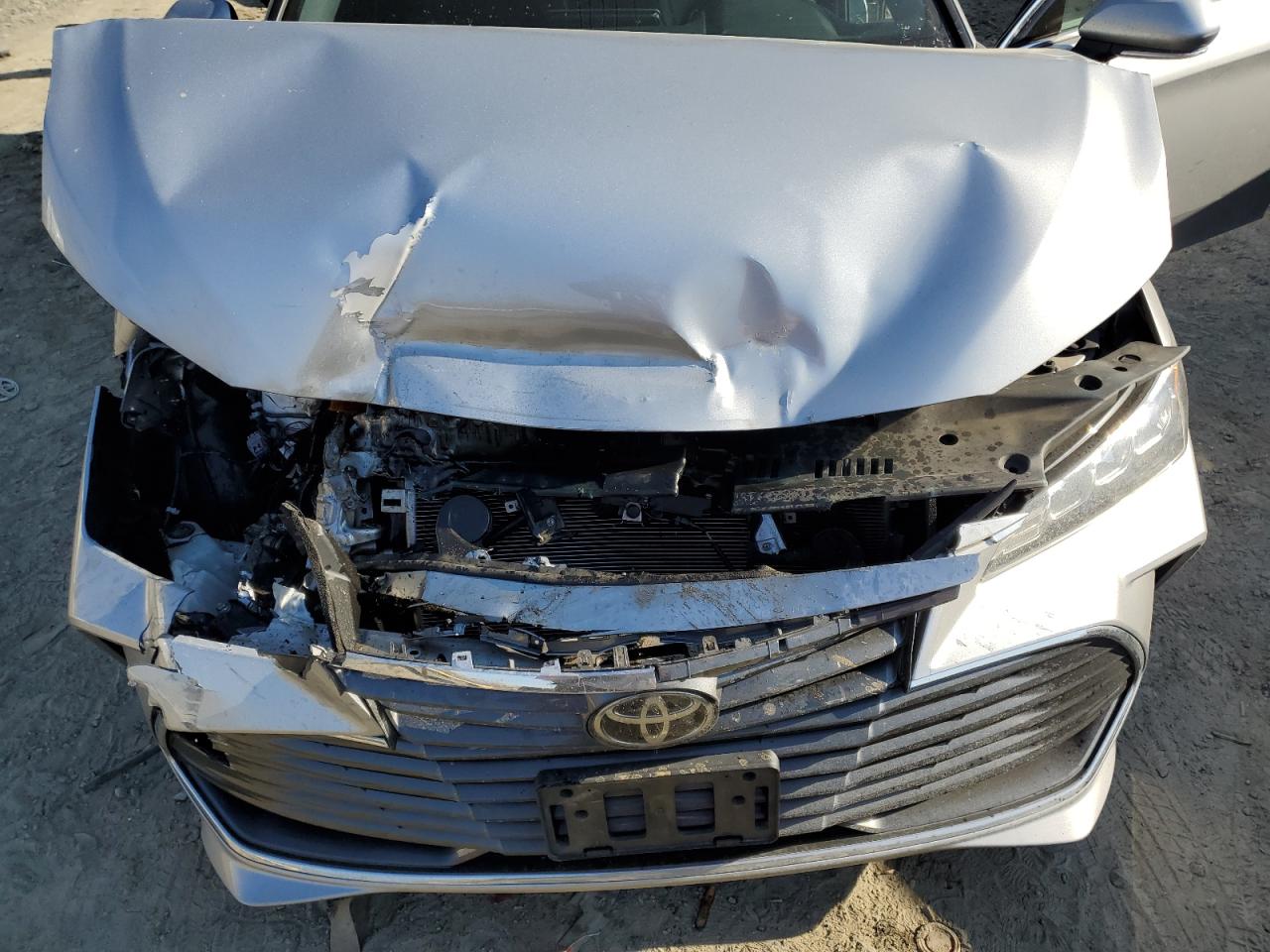 2019 Toyota Avalon - Image 12