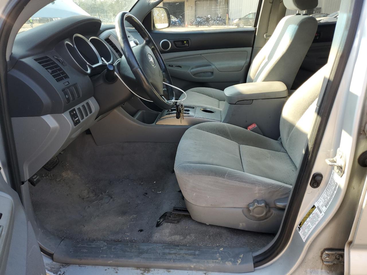 2005 Toyota Tacoma - Image 7