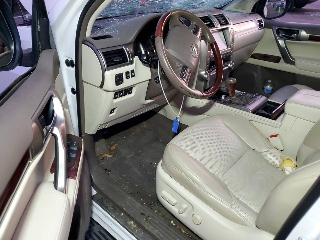 2013 Lexus GX - Image 8
