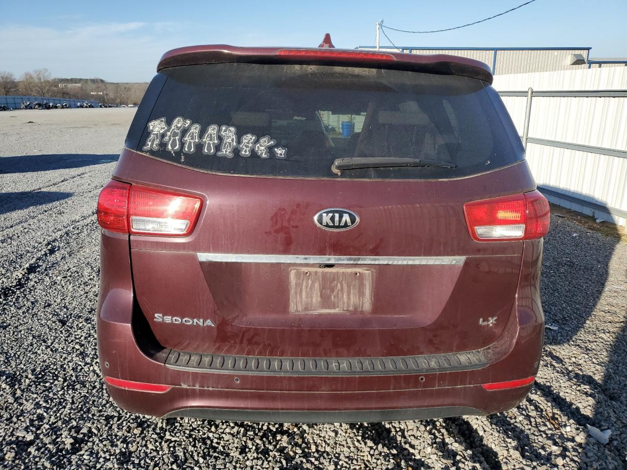 2017 Kia Sedona - Image 6