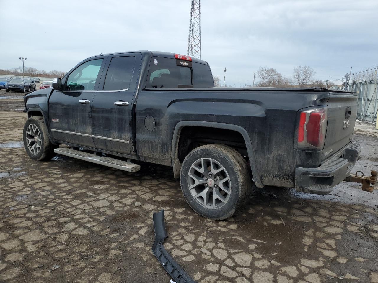 2016 GMC Sierra - Image 2