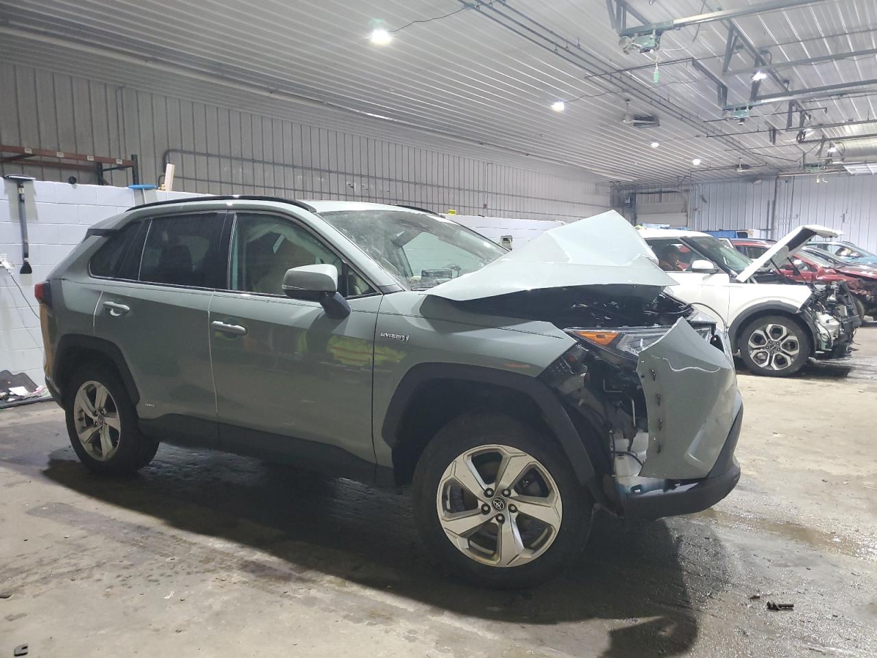 2021 Toyota RAV 4 - Image 4