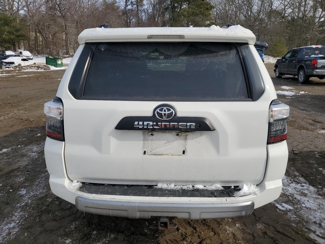 2015 Toyota 4Runner - Image 6