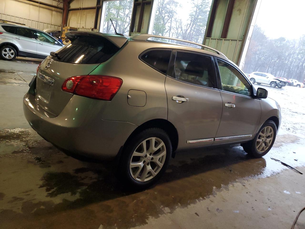 2011 Nissan Rogue - Image 3