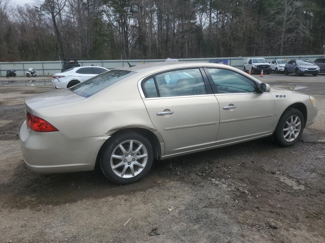 2008 Buick Lucerne - Image 3