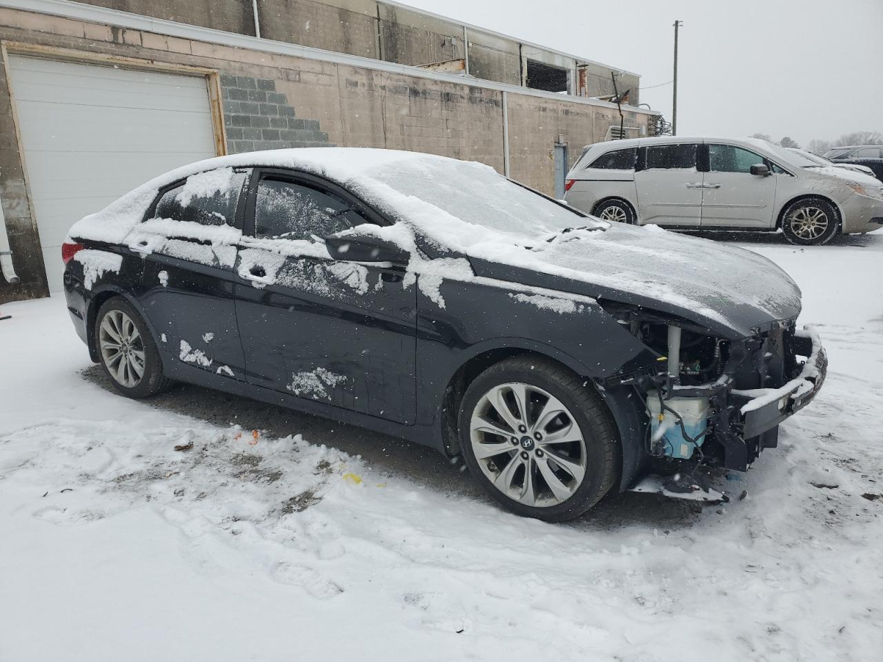 2013 Hyundai Sonata - Image 4