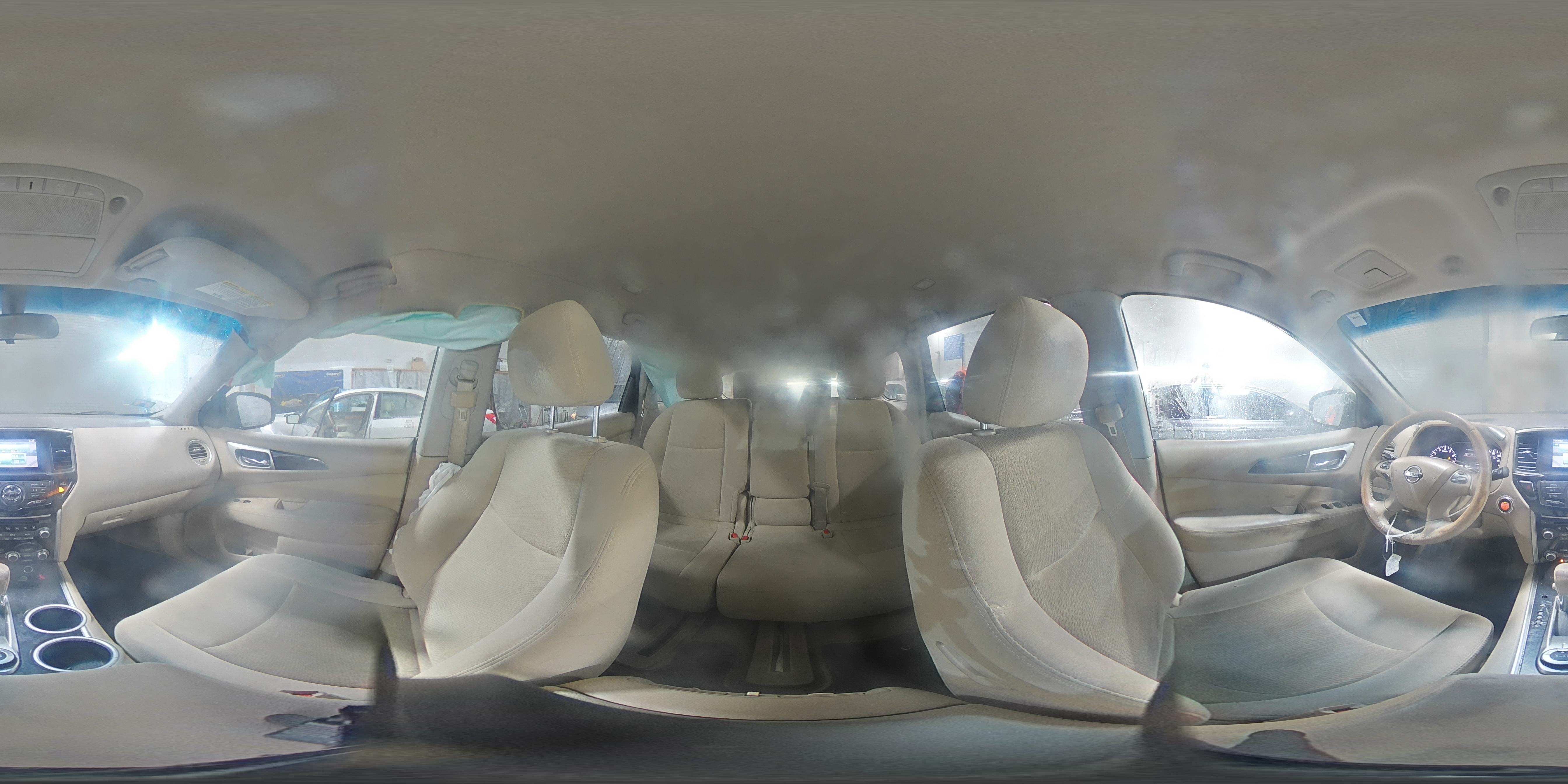 2014 Nissan Pathfinder - Image 14