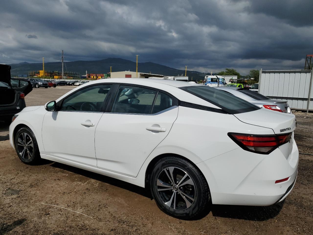 2021 Nissan Sentra - Image 2