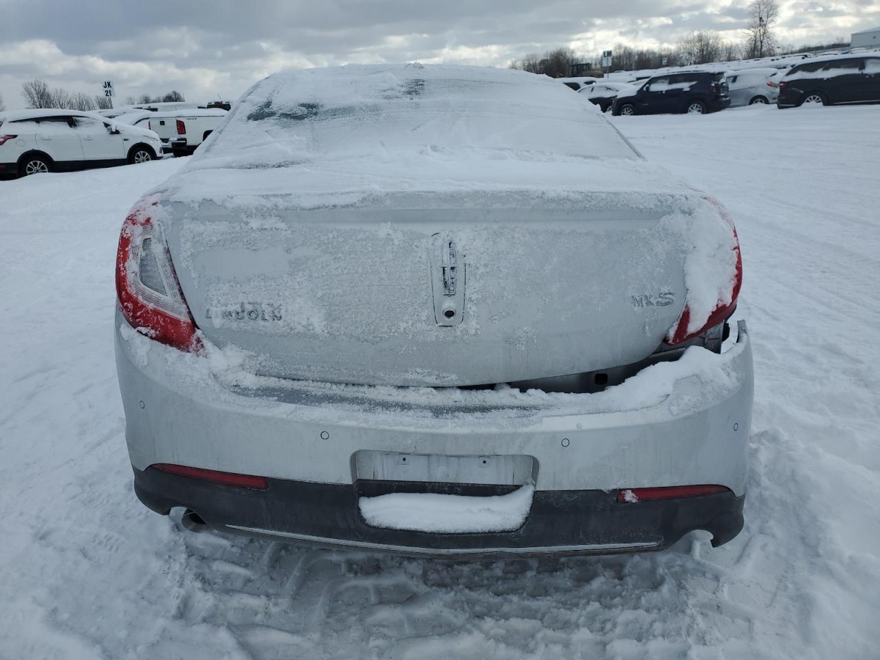 2014 Lincoln MKS - Image 6
