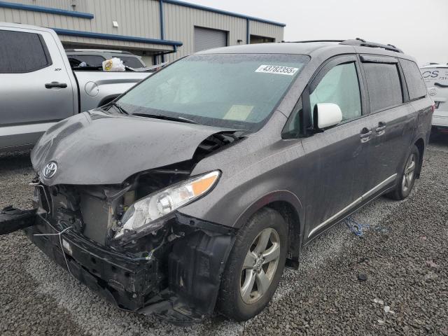 2017 Toyota Sienna Le