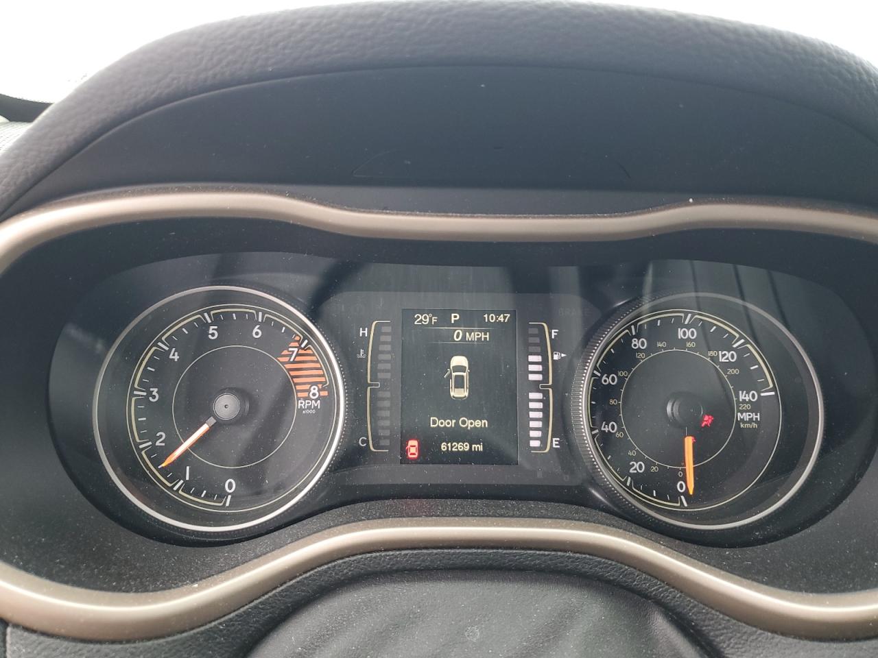 2018 Jeep Grand Cherokee - Image 9