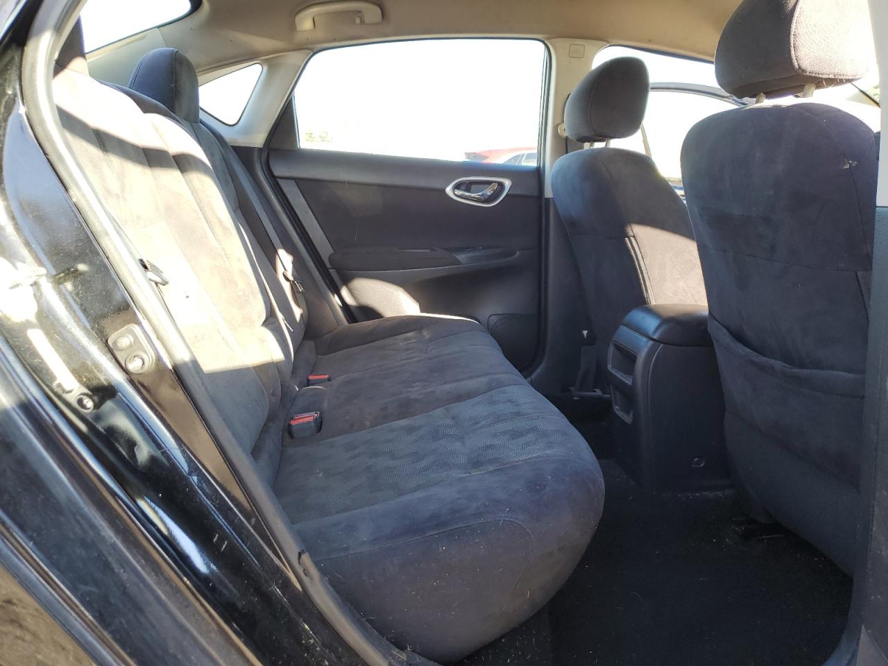 2013 Nissan Sentra - Image 10