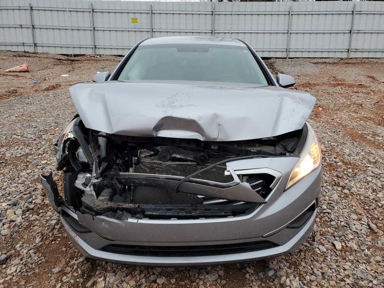 2017 Hyundai Sonata - Image 5
