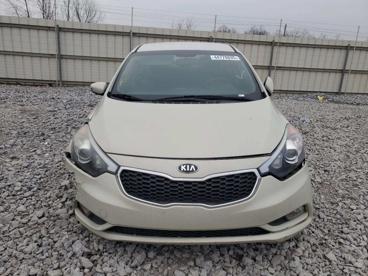 2015 Kia Forte - Image 5