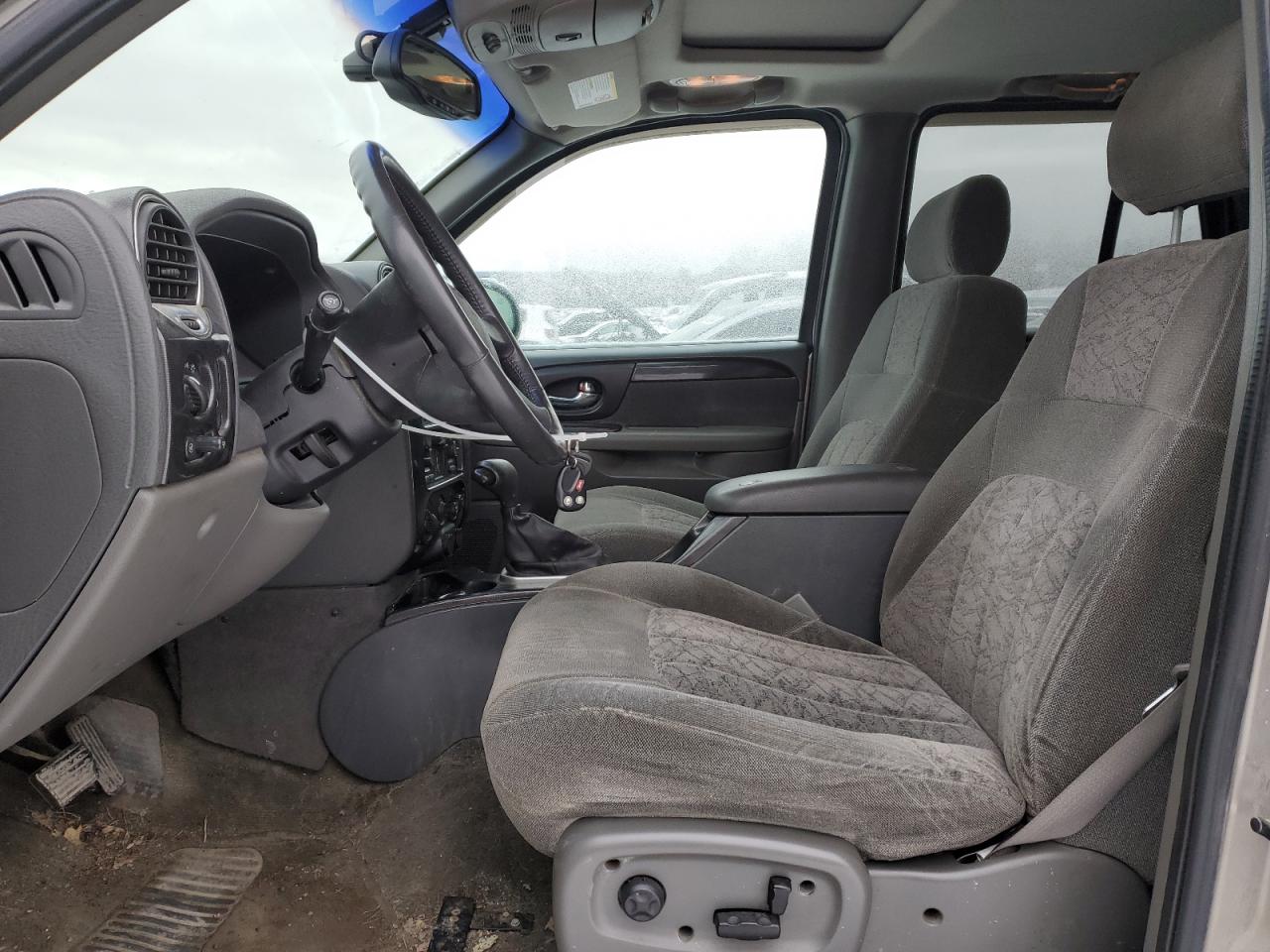 2002 GMC Envoy - Image 7