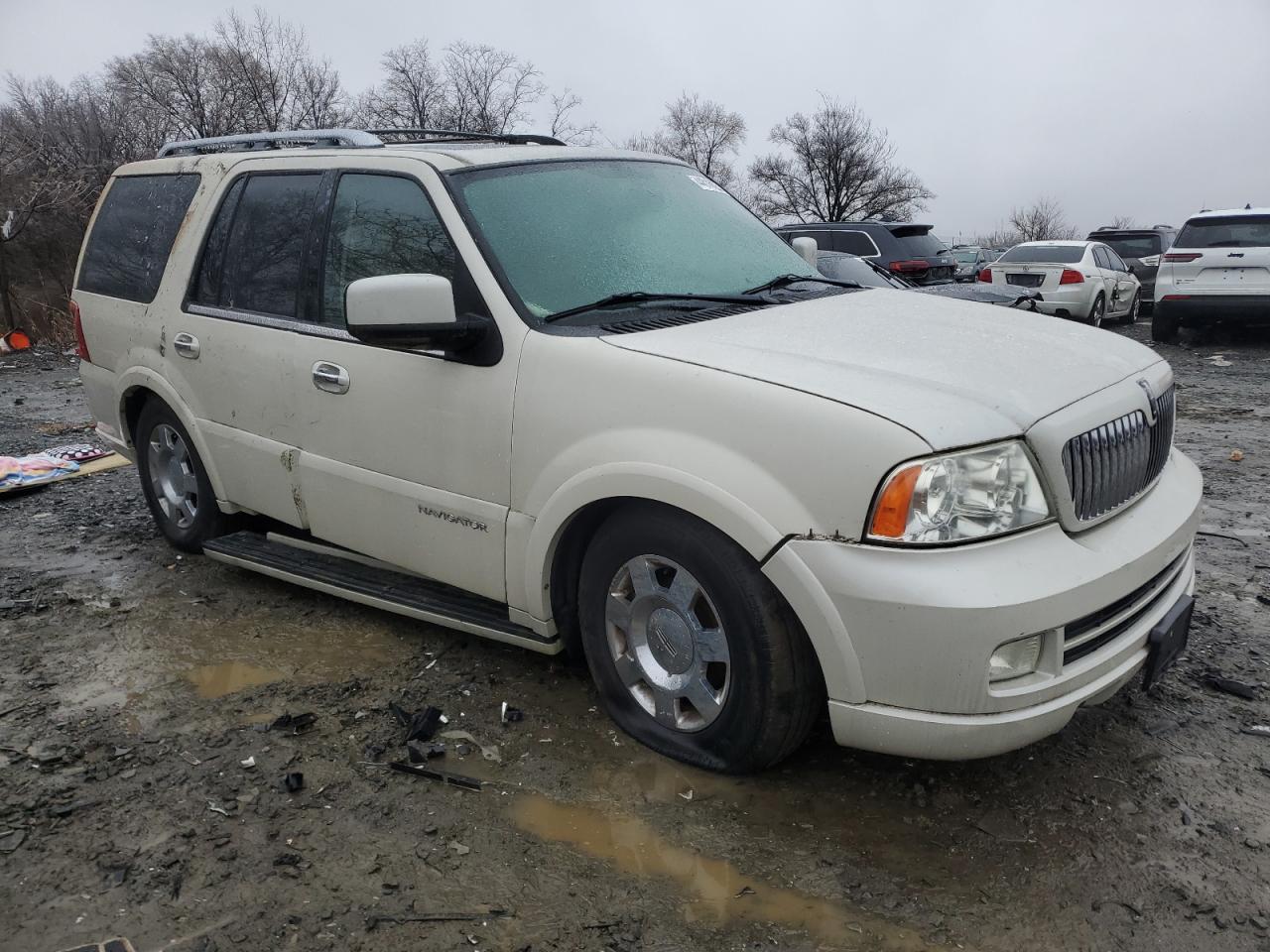 2006 Lincoln Navigator - Image 4