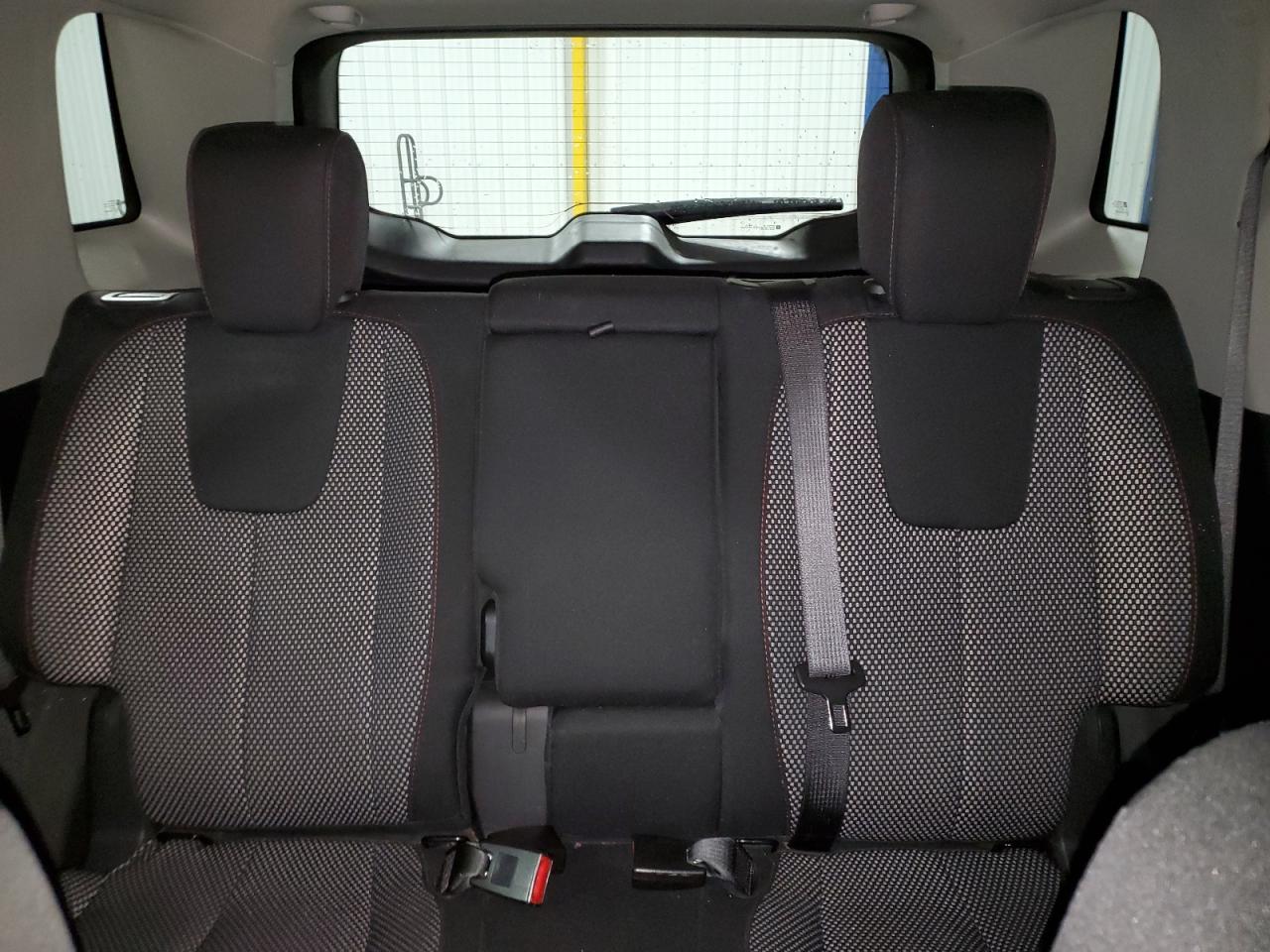 2017 GMC Terrain - Image 10