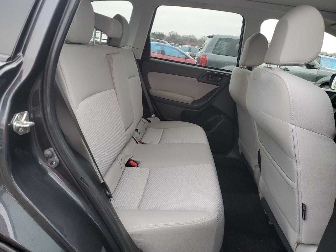 2016 Subaru Forester - Image 11