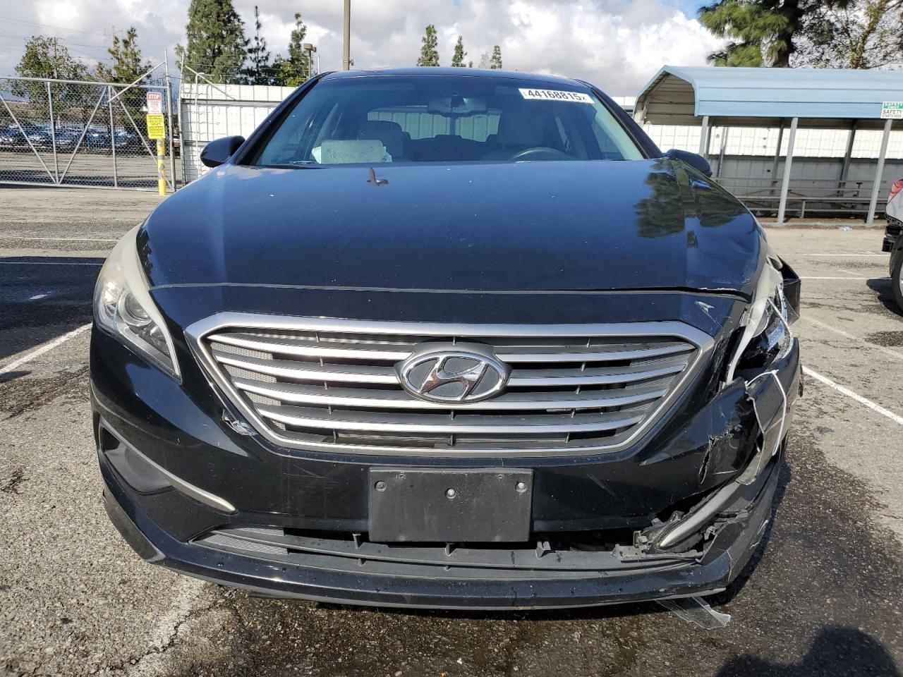 2016 Hyundai Sonata - Image 5