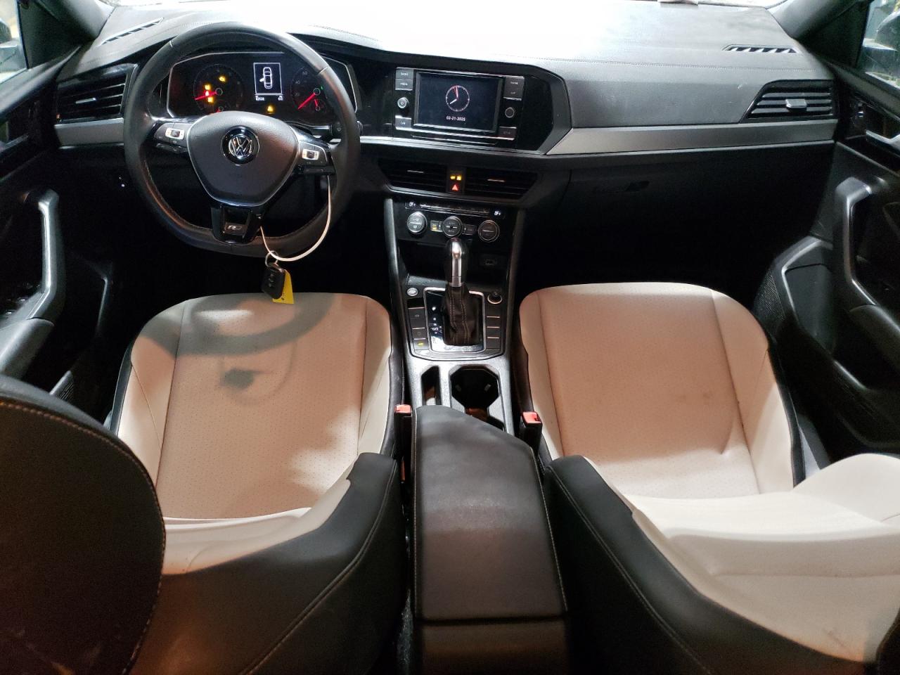 2019 Volkswagen Jetta - Image 8