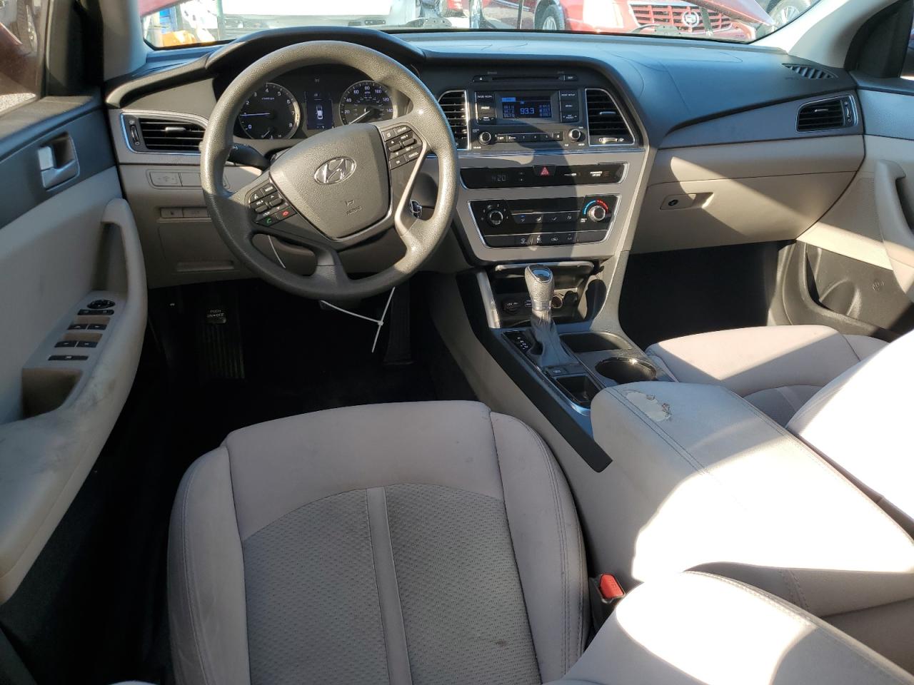 2015 Hyundai Sonata - Image 8