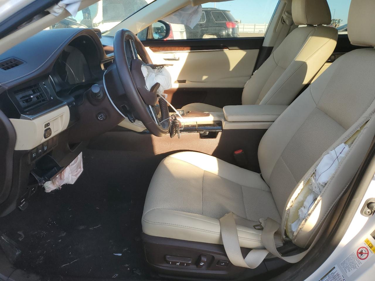 2018 Lexus ES - Image 7